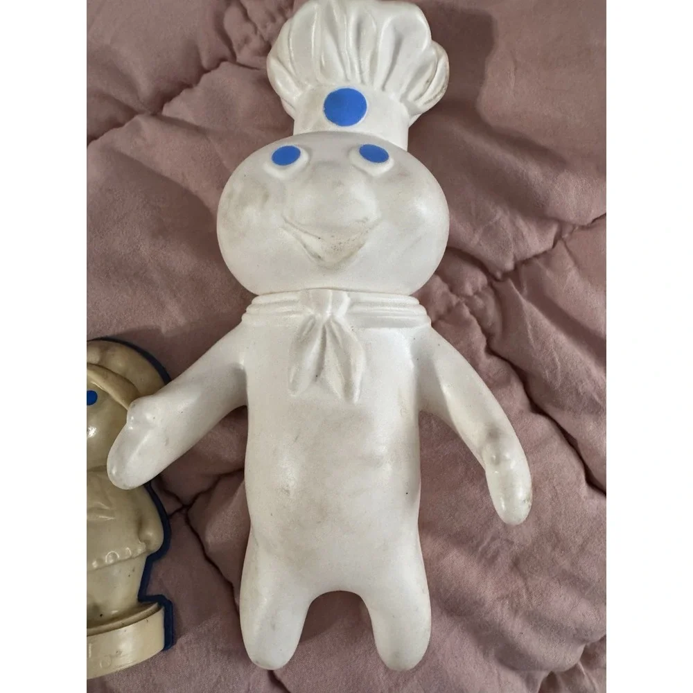 Set of 3 Vtg Pillsbury Dough Boy Pop N Fresh & Poppie Magnets & 1971 Figure
